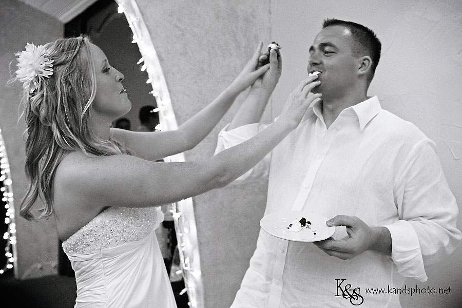 Dallas Wedding Photographers - Matt and Megan's Wedding at Paradise Cove Dallas Wedding Photographers - Matt and Megan's Wedding at Paradise Cove